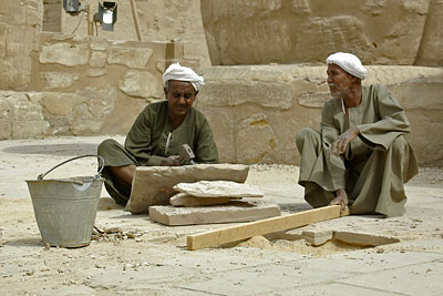 Reparaturarbeiten, Copyright Stefanie M&ouml;hrle